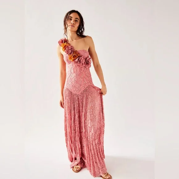 PatBO Hand -Embroidered Lace bustier pink Gown|Rose-One-Shoulder Floral Appliqué - Picture 4 of 8